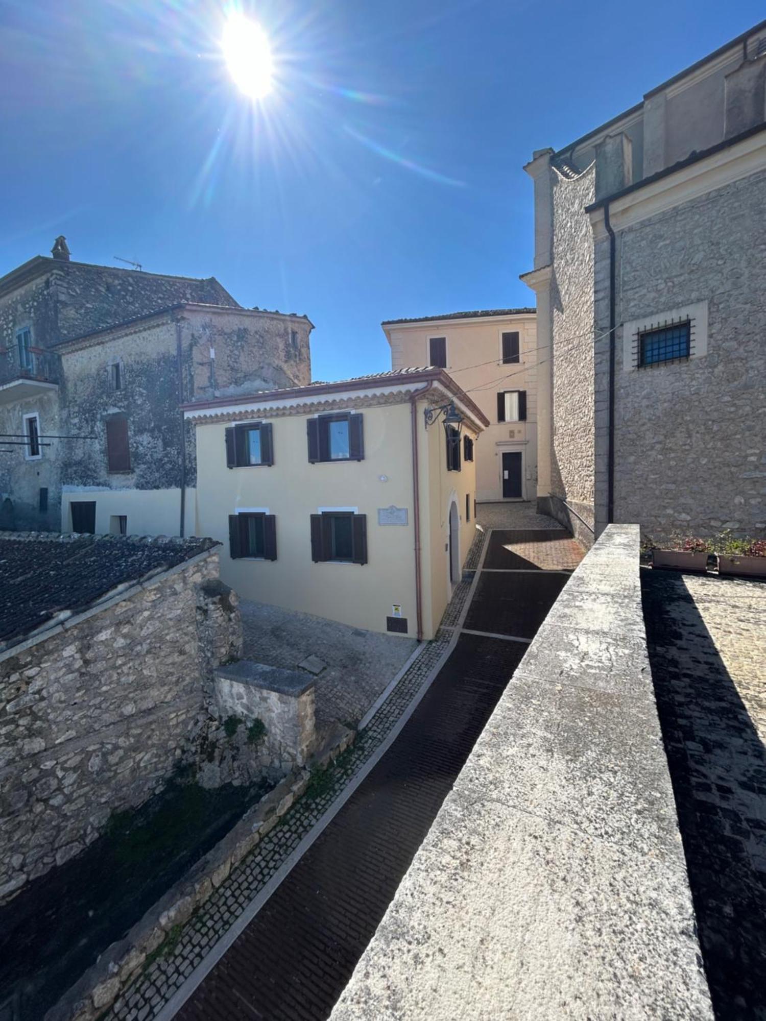 Bed and Breakfast Residenza Il Panorama Della Ciociaria à Castro dei Volsci Extérieur photo